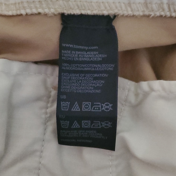 EUC /Tommy Hilfiger khaki Chino Pants - Picture 10 of 10